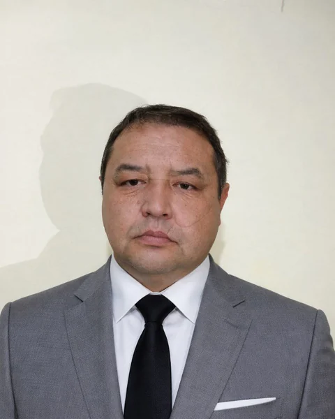 Mukhtorjon Khamroev, Professional Driver at Jahongir Travel