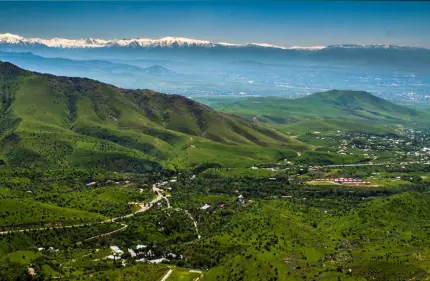 Tahtakaracha mountain pass - scenic drive from Samarkand to Shahrisabz